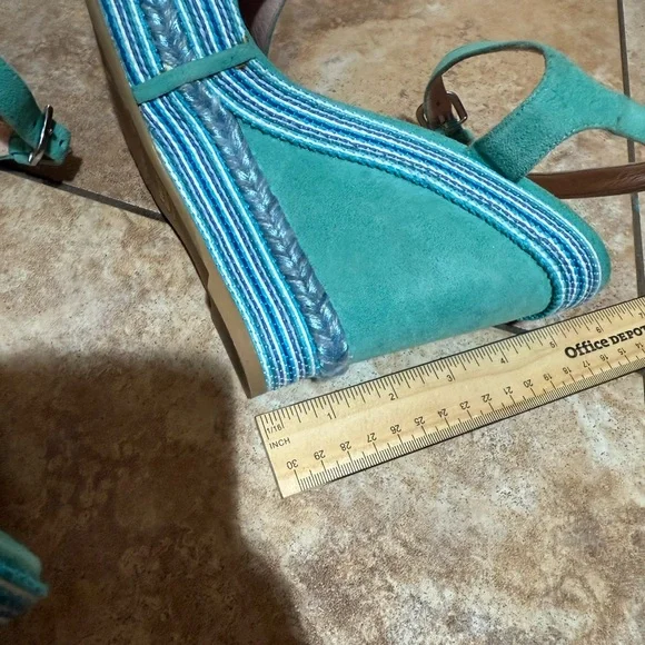 Stuart Weitzman Island suede wedge sandals - Size 9 - Picture 6 of 8